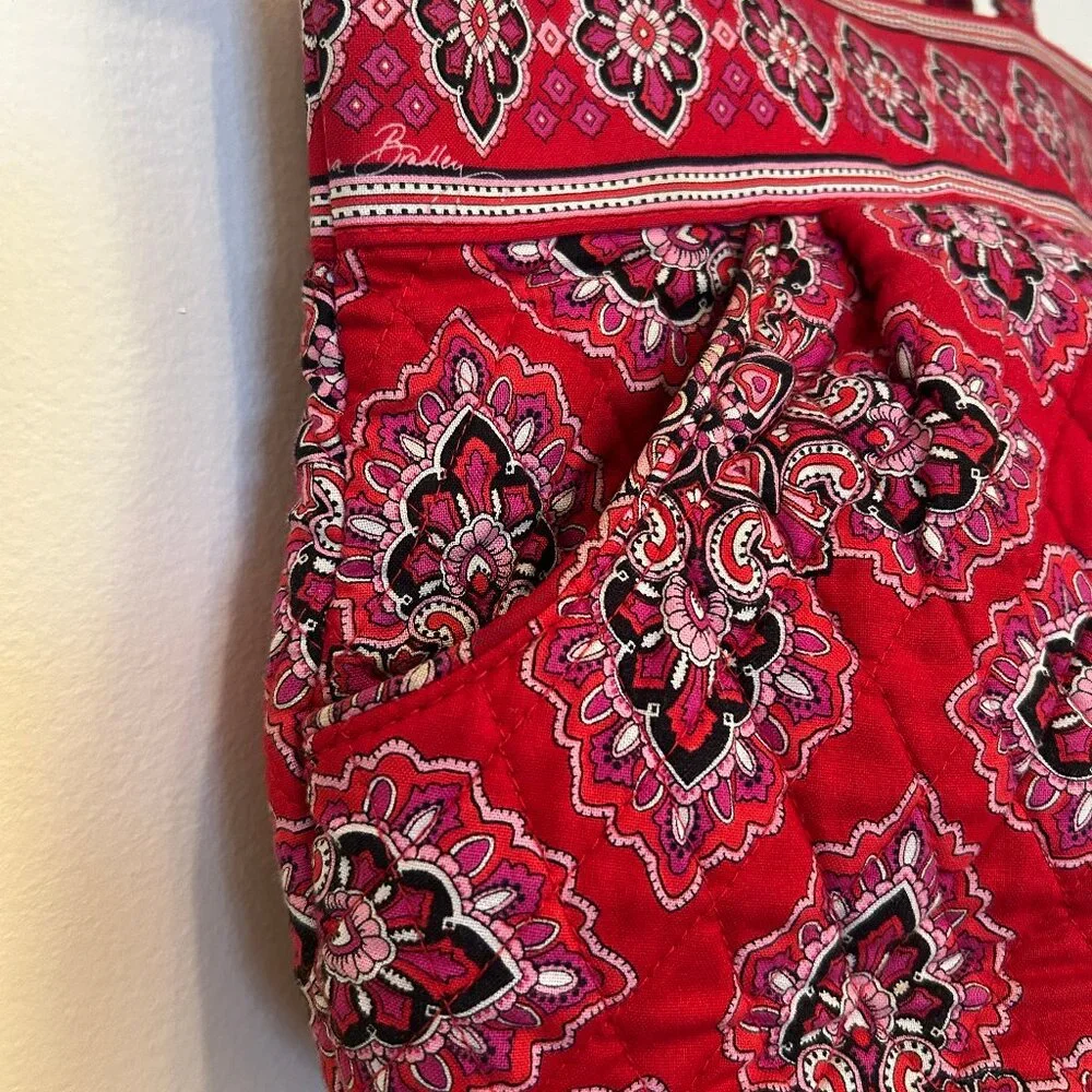 Vera Bradley Frankly Scarlet zippered tote in red/multicolor; retired pattern